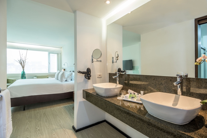 Imagen de la habitación del Hotel Nh Collection Medell&iacute;n Royal. Foto 8