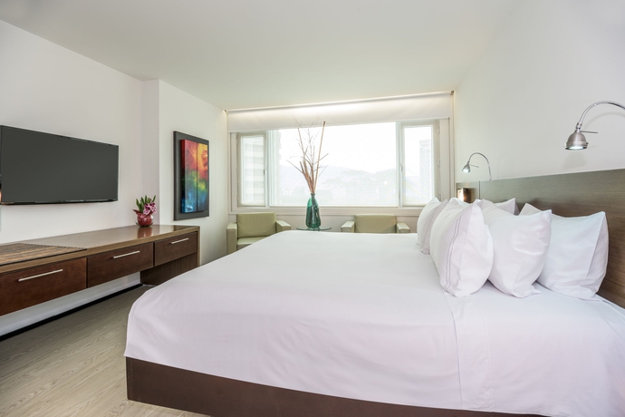 Imagen de la habitación del Hotel Nh Collection Medell&iacute;n Royal. Foto 9