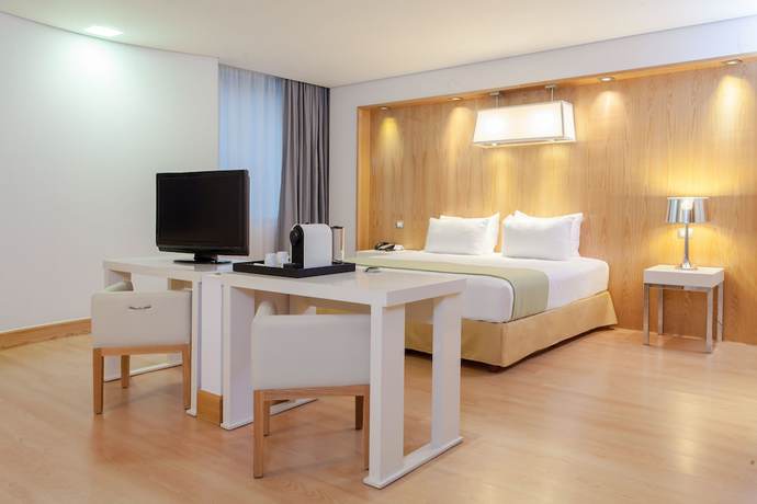 Imagen de la habitación del Hotel Nh Collection Mexico City Airport T2. Foto 13