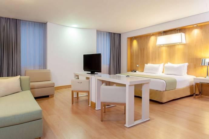 Imagen de la habitación del Hotel Nh Collection Mexico City Airport T2. Foto 18