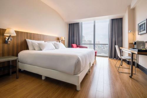 Imagen de la habitación del Hotel Nh Collection Mexico City Santa Fé. Foto 16