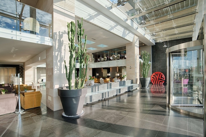 Imagen de los interiores del Hotel Nh Collection Taormina. Foto 14