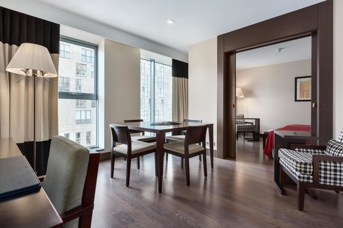 Imagen de la habitación del Hotel Nh Den Haag. Foto 8