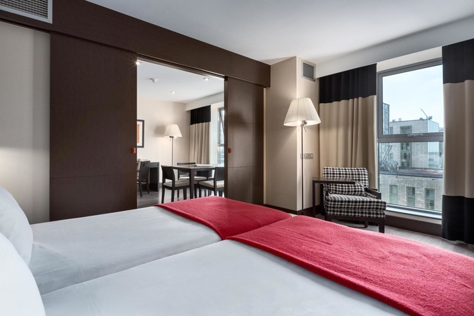 Imagen de la habitación del Hotel Nh Den Haag. Foto 12