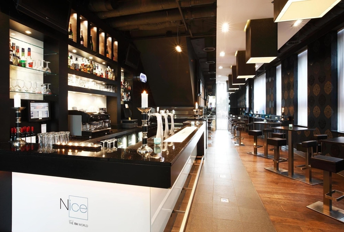 Imagen del bar/restaurante del Hotel Nh Den Haag. Foto 5