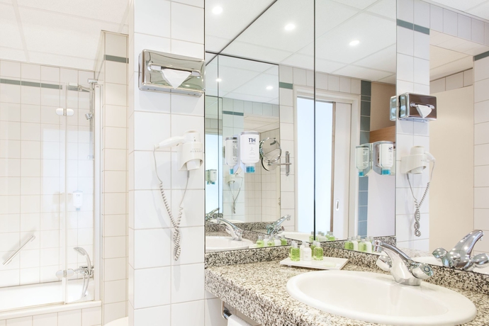 Imagen de la habitación del Hotel Nh Dortmund. Foto 8