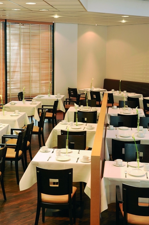 Imagen del bar/restaurante del Hotel Nh Dortmund. Foto 6