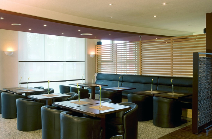 Imagen de los interiores del Hotel Nh Dresden Neustadt. Foto 12