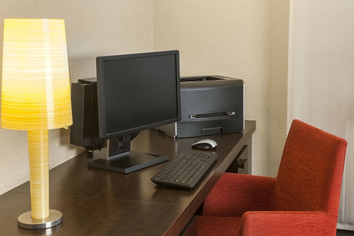 Imagen de los interiores del Hotel Nh Düsseldorf Königsallee. Foto 14