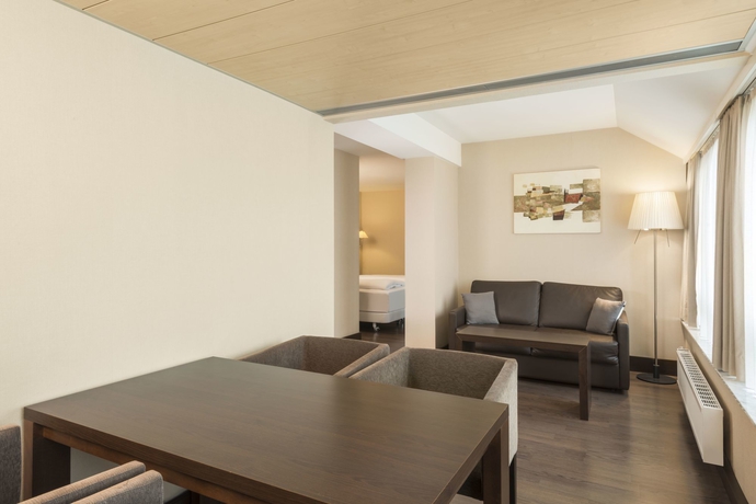 Imagen de la habitación del Hotel Nh Düsseldorf Königsallee. Foto 9