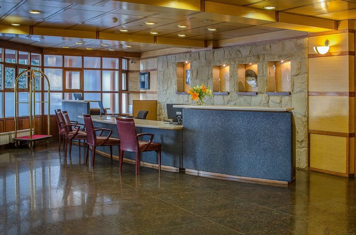 Imagen de los interiores del Hotel Nh Edelweiss Bariloche. Foto 19