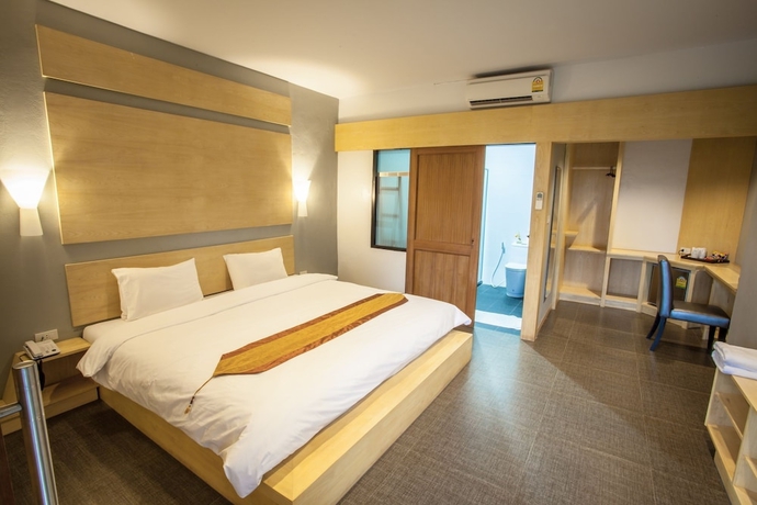 Imagen de la habitación del Hotel Nh Elegant. Foto 8