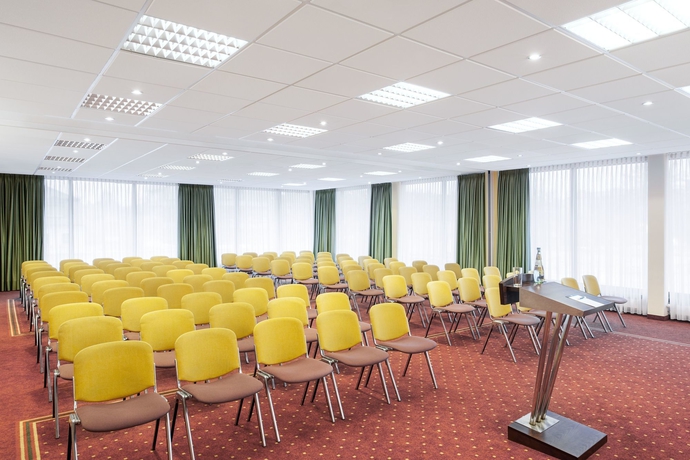 Imagen de los interiores del Hotel Nh Erlangen. Foto 15