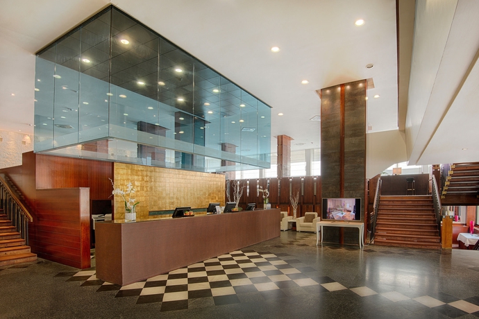 Imagen de los interiores del Hotel Nh Firenze. Foto 15