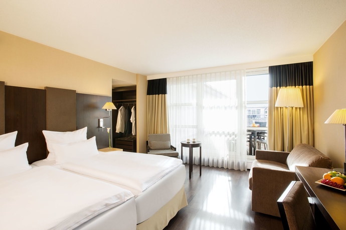 Imagen de los interiores del Hotel Nh Frankfurt Airport. Foto 11