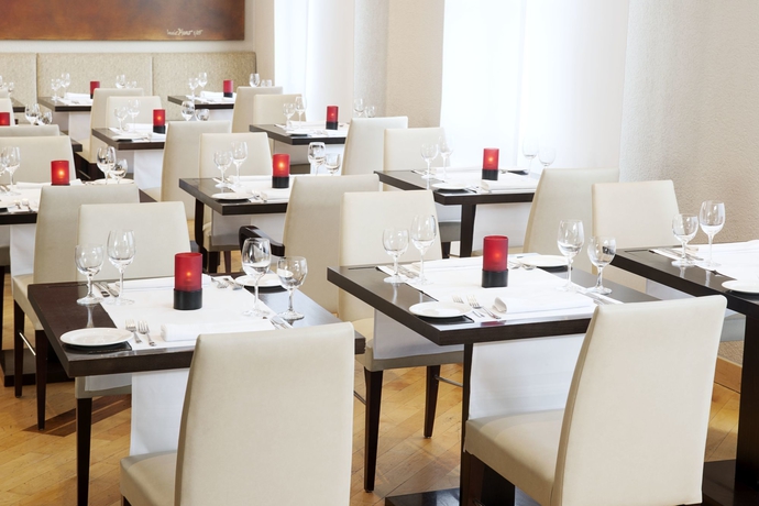 Imagen del bar/restaurante del Hotel Nh Frankfurt Airport. Foto 4