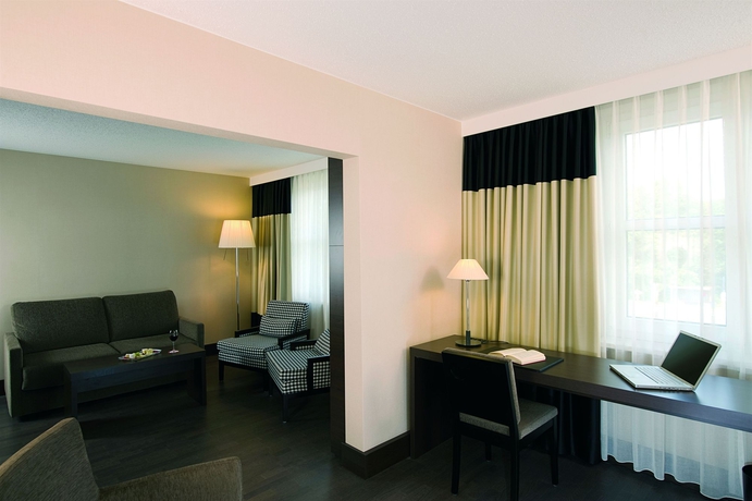 Imagen de la habitación del Hotel Nh Frankfurt Airport. Foto 6
