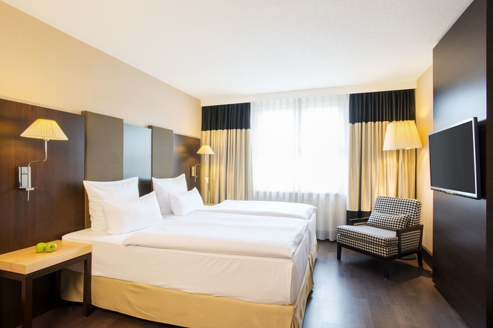 Imagen de la habitación del Hotel Nh Frankfurt Airport. Foto 9