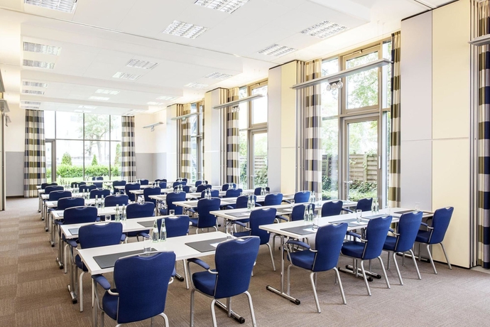 Imagen de los interiores del Hotel Nh Frankfurt Niederrad. Foto 13