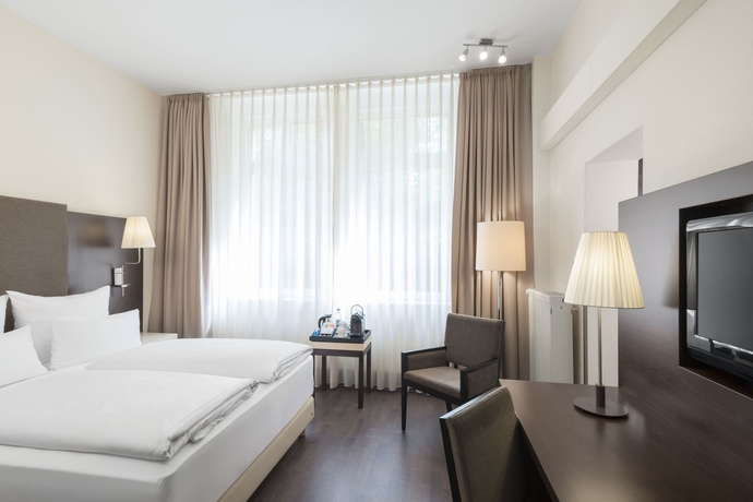 Imagen de la habitación del Hotel Nh Frankfurt Villa. Foto 13