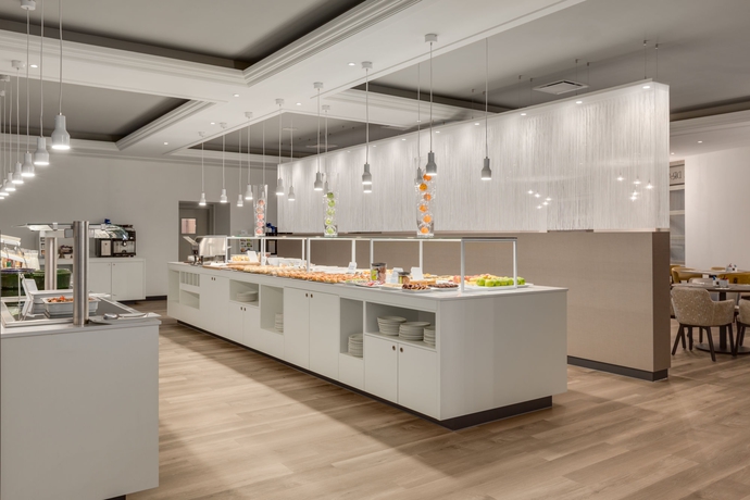 Imagen del bar/restaurante del Hotel Nh Gent Belfort. Foto 4