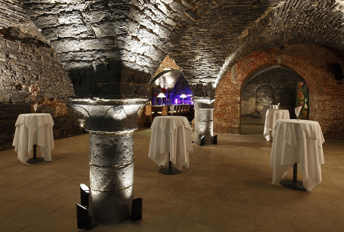 Imagen de los interiores del Hotel Nh Gent Belfort. Foto 12