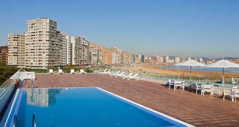 Imagen de la habitación del Hotel Nh Gijón. Foto 8