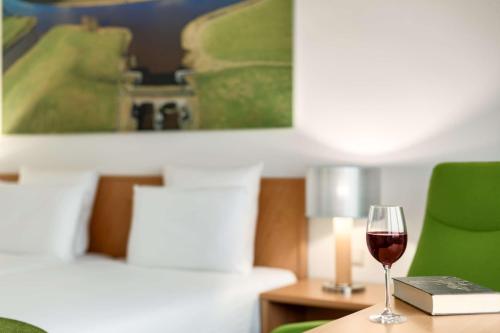 Imagen de la habitación del Hotel Nh Groningen. Foto 19