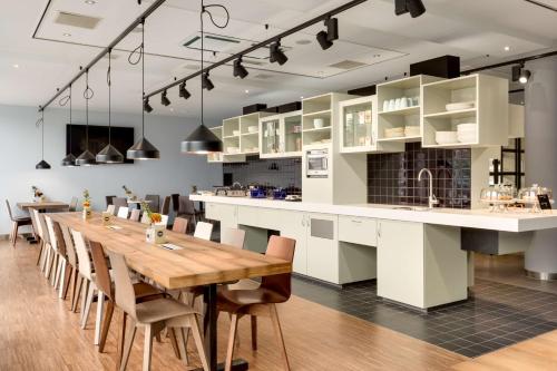 Imagen general del Hotel Nh Groningen. Foto 5