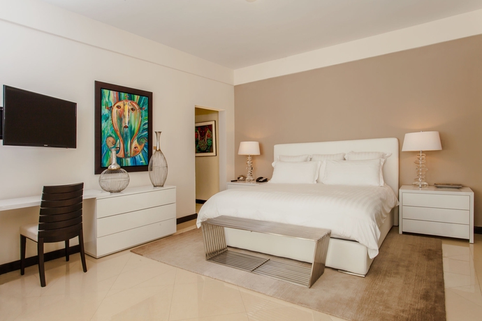 Imagen de la habitación del Hotel Nh Haiti El Rancho. Foto 10