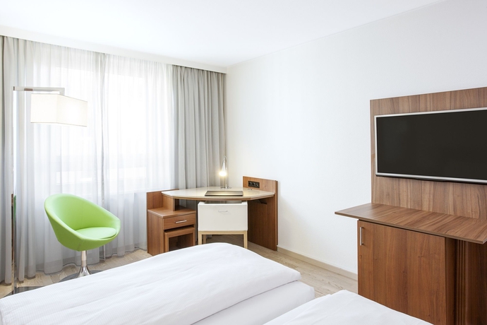 Imagen de la habitación del Hotel Nh Hamburg Altona. Foto 5