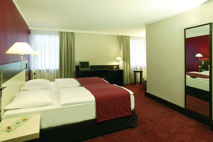 Imagen de la habitación del Hotel Nh Hamburg Mitte. Foto 7