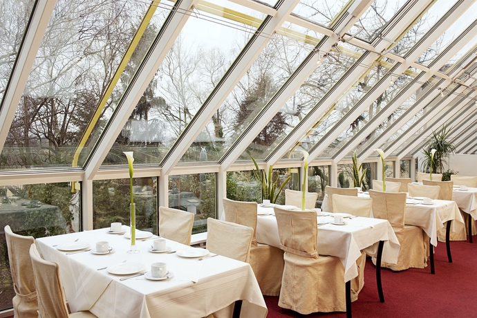 Imagen del bar/restaurante del Hotel Nh Hirschberg Heidelberg. Foto 2