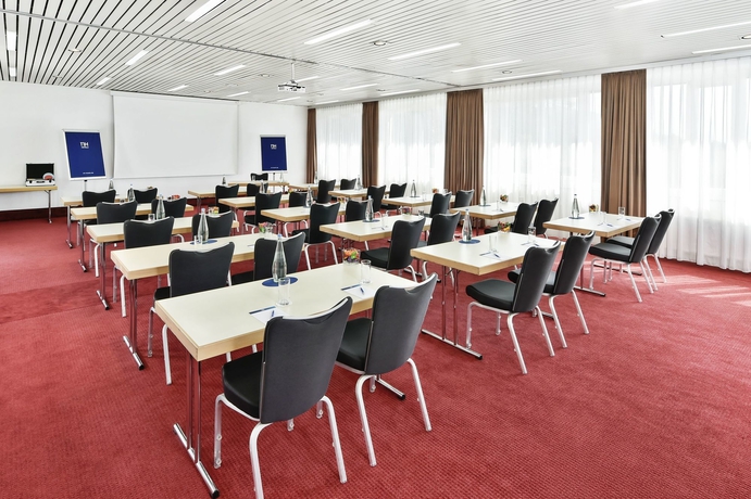 Imagen de los interiores del Hotel Nh Hirschberg Heidelberg. Foto 10