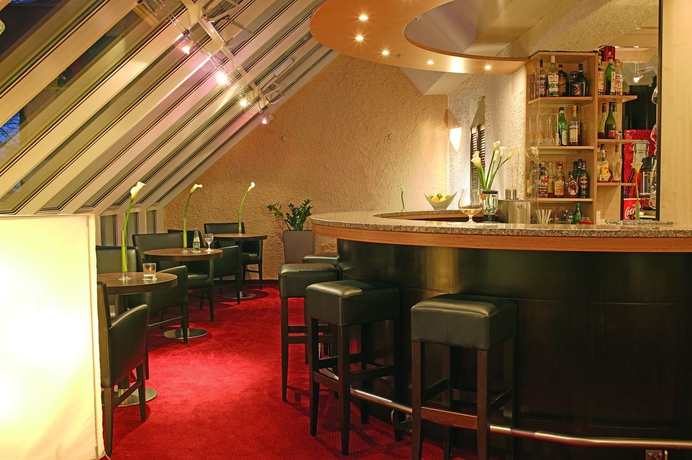 Imagen del bar/restaurante del Hotel Nh Hirschberg Heidelberg. Foto 4