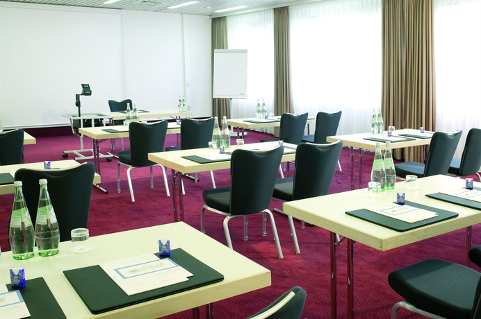 Imagen de los interiores del Hotel Nh Hirschberg Heidelberg. Foto 13