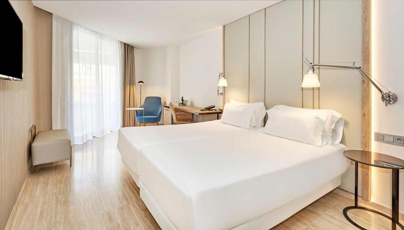 Imagen de la habitación del Hotel Nh Imperial Playa. Foto 5