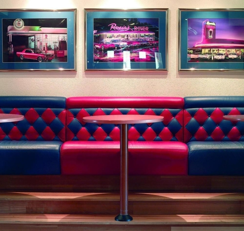 Imagen del bar/restaurante del Hotel Nh Ingolstadt. Foto 4