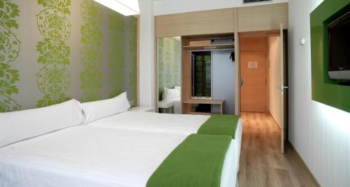 Imagen de la habitación del Hotel Nh La Avanzada. Foto 5