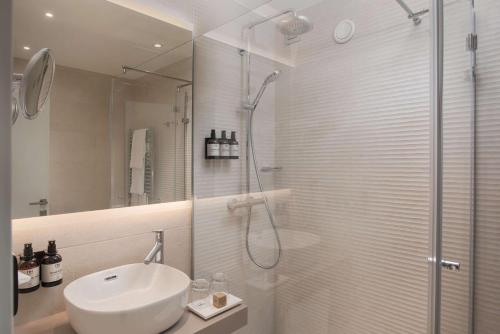 Imagen general del Hotel Nh La Spezia. Foto 5