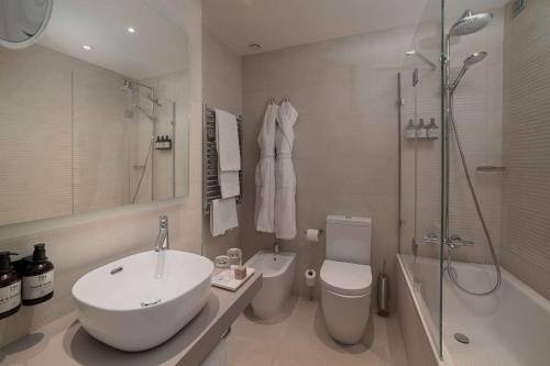 Imagen general del Hotel Nh La Spezia. Foto 8