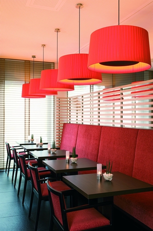 Imagen de los interiores del Hotel Nh Ludwigsburg. Foto 15