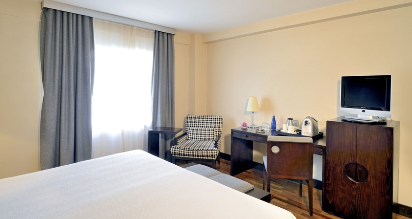 Imagen de la habitación del Hotel Nh Madrid Balboa. Foto 6