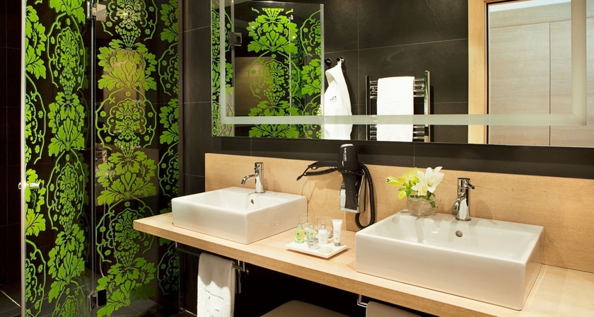 Imagen de la habitación del Hotel Nh Madrid Príncipe De Vergara. Foto 8