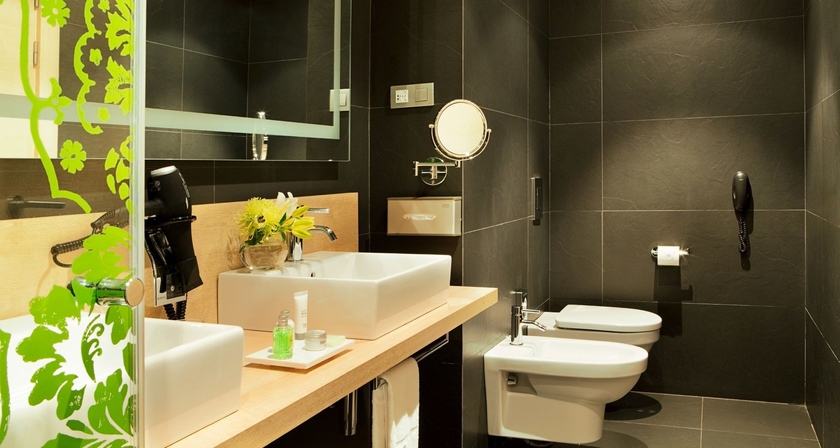 Imagen de la habitación del Hotel Nh Madrid Príncipe De Vergara. Foto 9