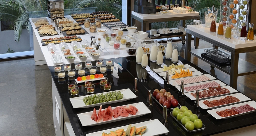 Imagen del bar/restaurante del Hotel Nh Madrid Príncipe De Vergara. Foto 6