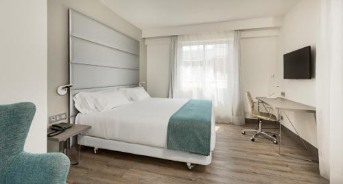 Imagen de la habitación del Hotel Nh Madrid Zurbano. Foto 8