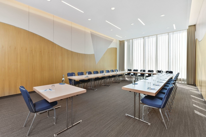 Imagen de los interiores del Hotel Nh Mannheim-viernheim. Foto 14