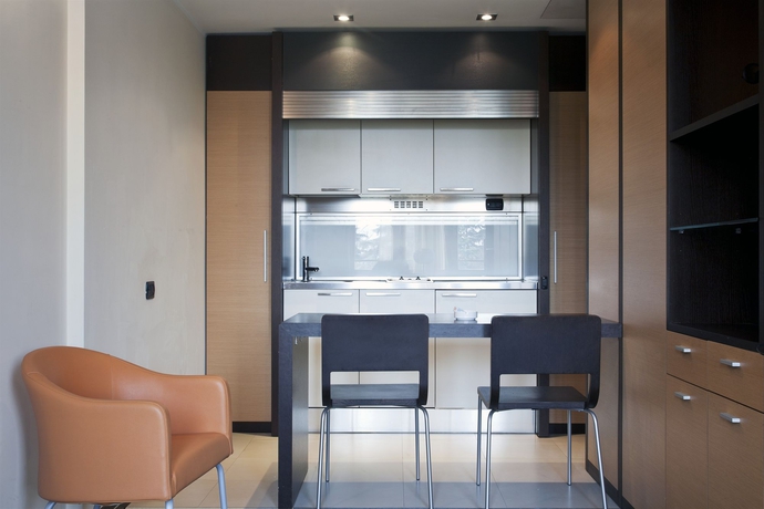 Imagen de la habitación del Hotel Nh Milano 2 Residence. Foto 8