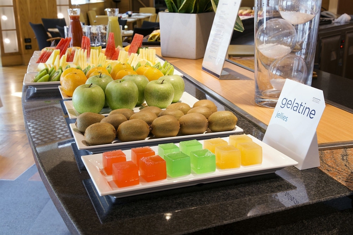 Imagen del bar/restaurante del Hotel Nh Milano Machiavelli. Foto 2